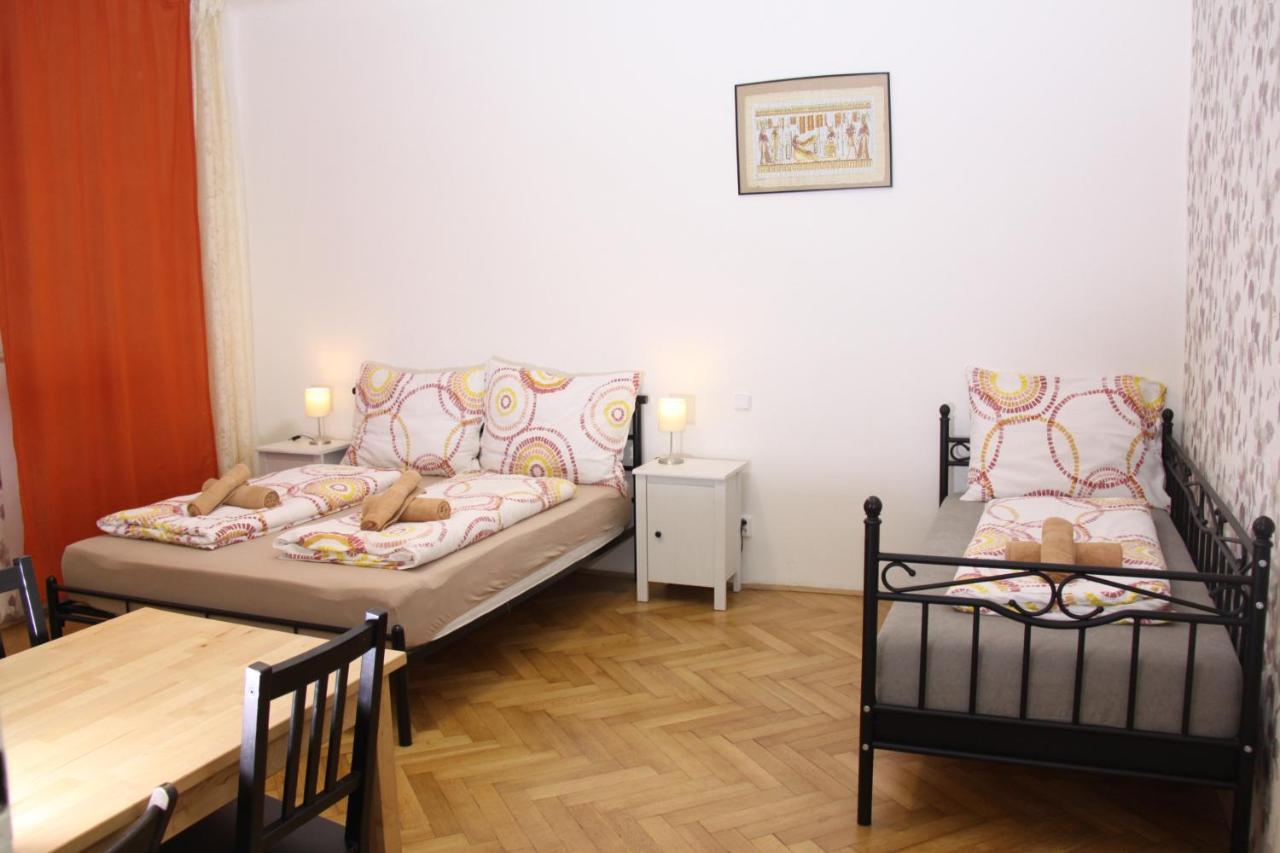 Central Prague Wenceslas Square Apartments Exterior photo