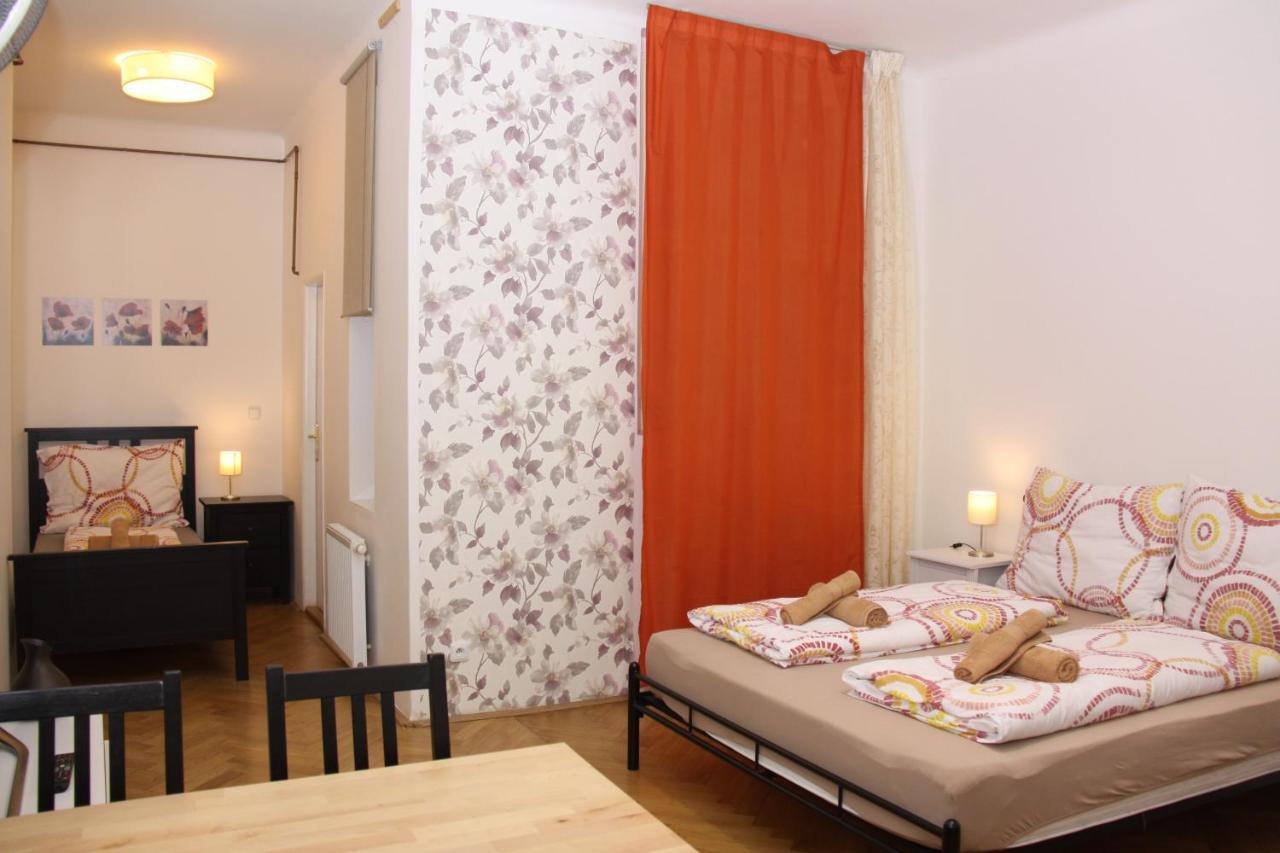 Central Prague Wenceslas Square Apartments Exterior photo